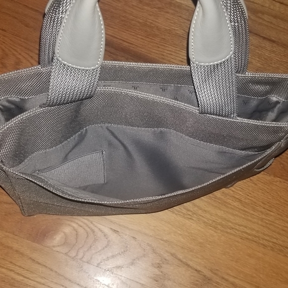 Tumi Alpha Casual Day Tote - Picture 6 of 7